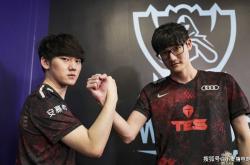 兰博竞技-包含Karsa遭遇三连败，C9教练面临压力！的词条